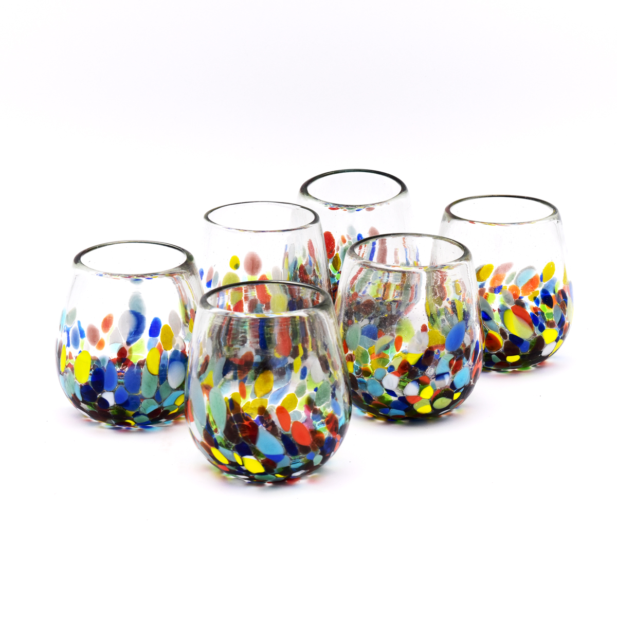https://www.sofiasfindings.com/wp-content/uploads/Stemless-Wine-Confetti-Glasses-1.jpg